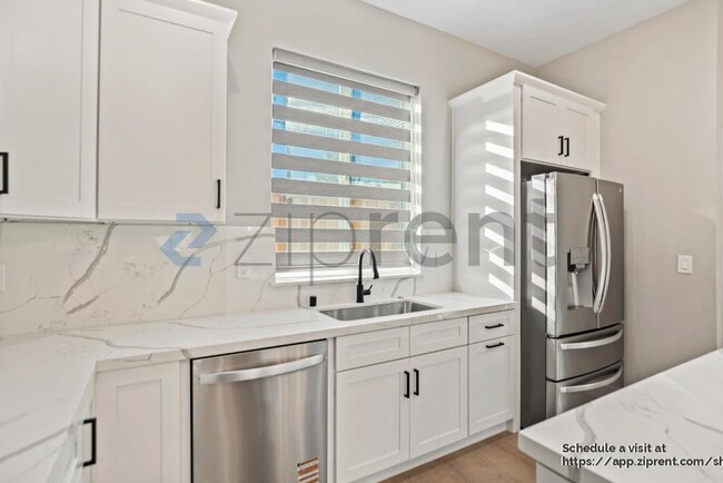 Building Photo - 3649 Wilmington Rd