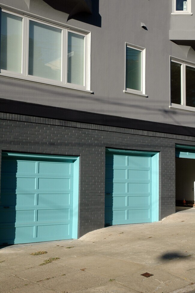 Building Photo - 46 Jersey Street