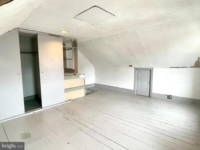 Building Photo - 434 Pierce St