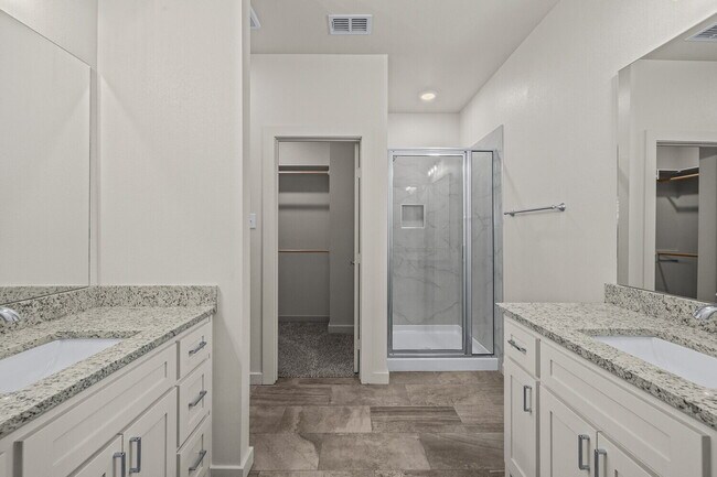 Building Photo - New Construction in Iron Horse!