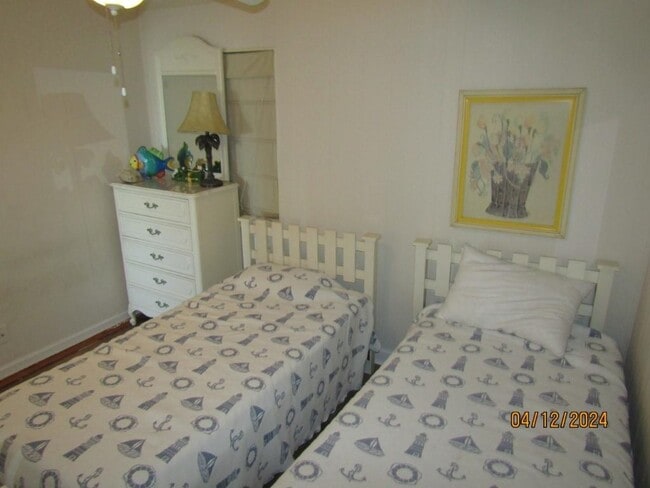 Building Photo - 5001 N Ocean Blvd