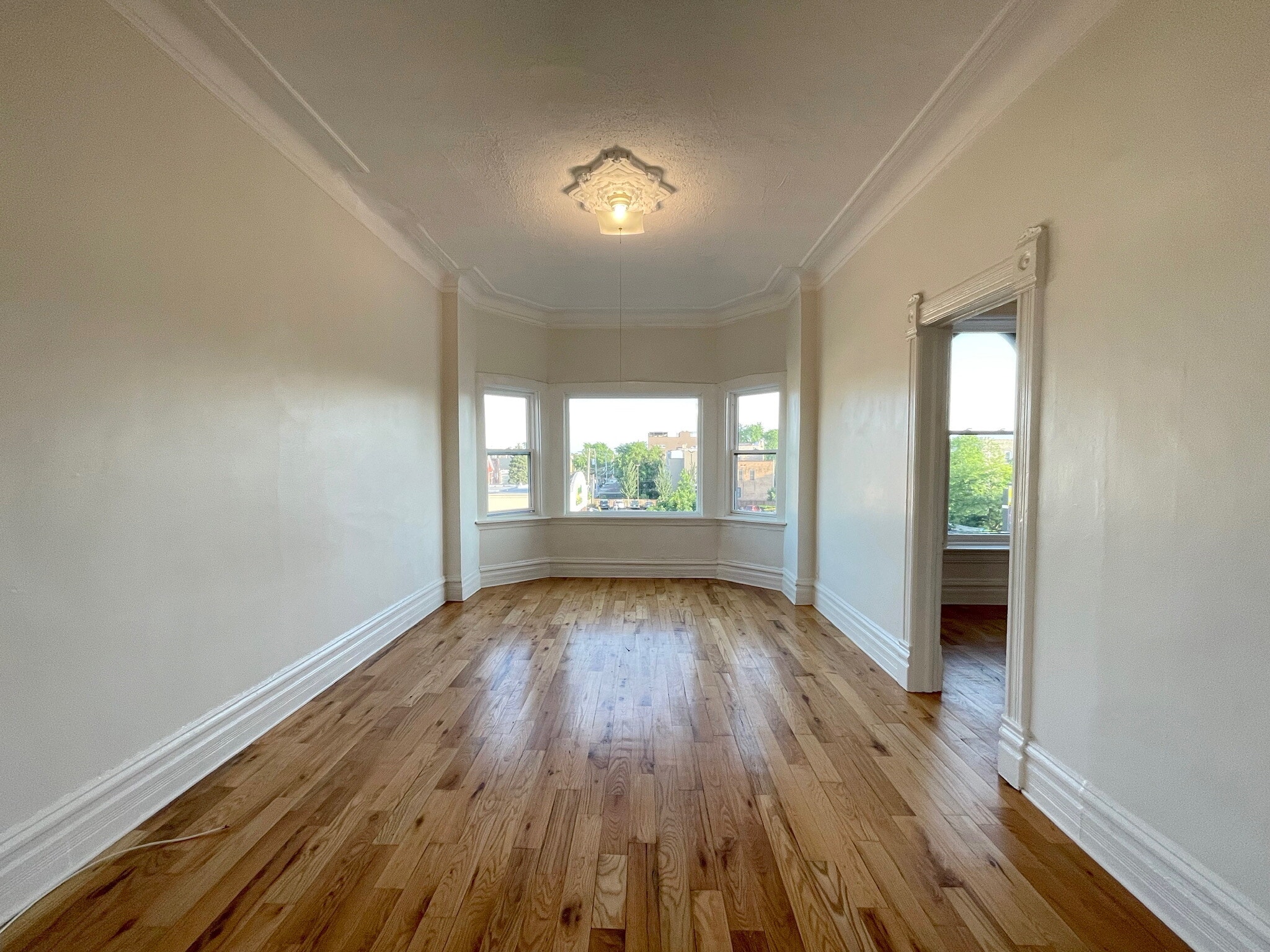 Building Photo - 2716 W North Ave