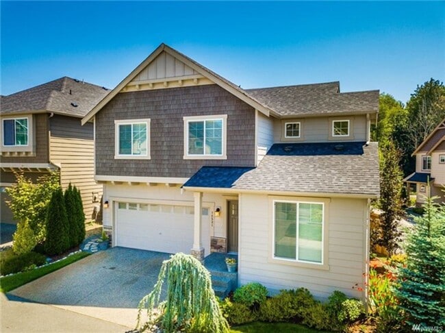 Primary Photo - 4Bd/2.5Ba Lynnwood House