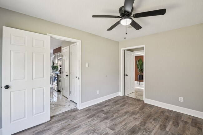 Building Photo - 15642 Pagehurst Dr