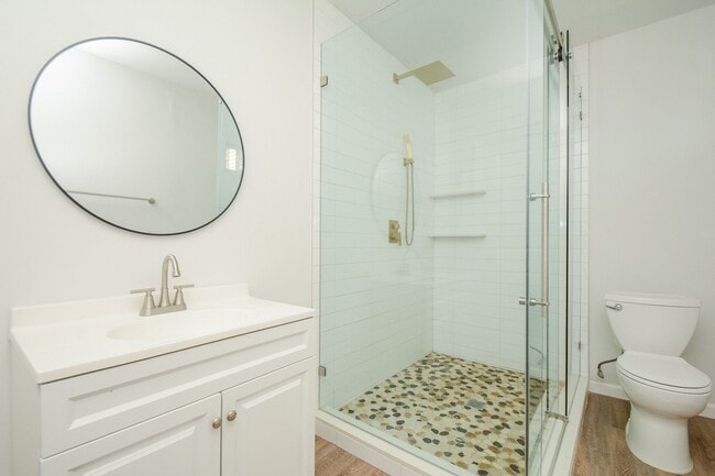 Building Photo - 3013 Brackenridge St