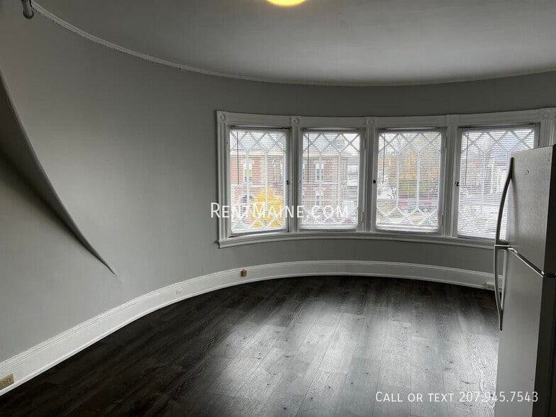 Building Photo - 145 Union St