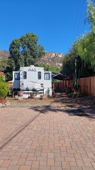 Building Photo - 9204 Old Castle Rd