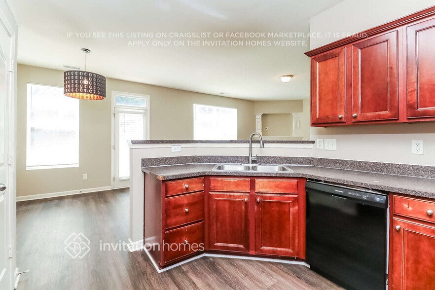 Building Photo - 15511 Baltinglass Ct