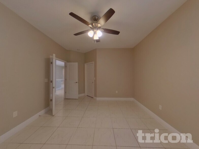 Building Photo - 2990 Galaxy St