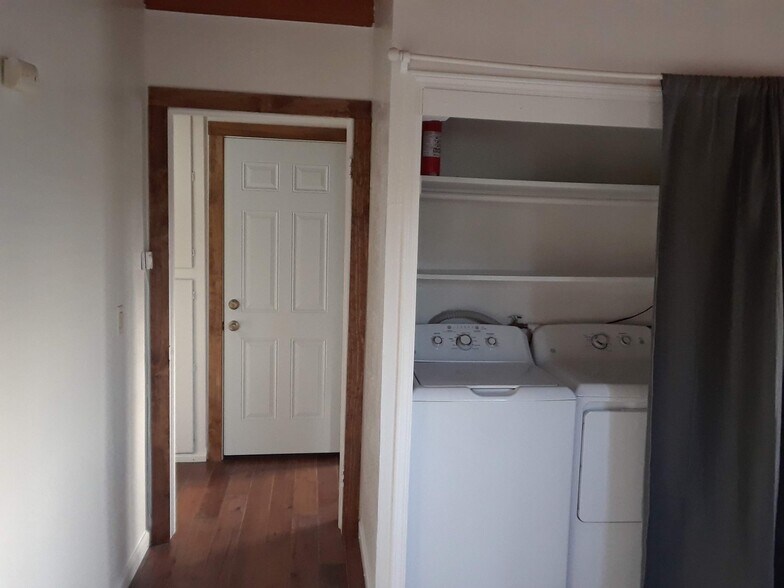 Building Photo - 16293 Galway Ct
