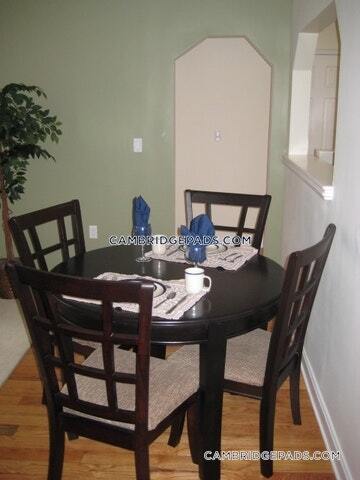 Building Photo - 60 Brattle St