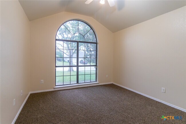 Building Photo - 5505 Gunnison Dr
