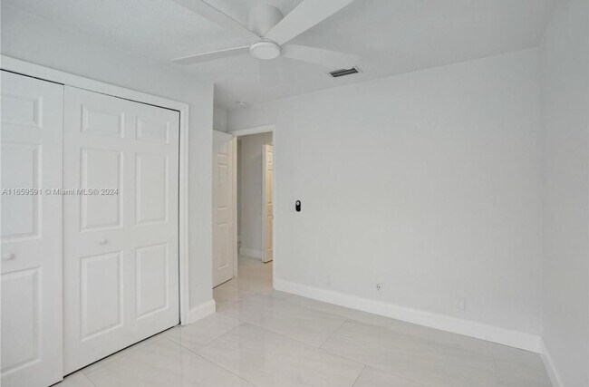 Building Photo - 11280 NW 40th St