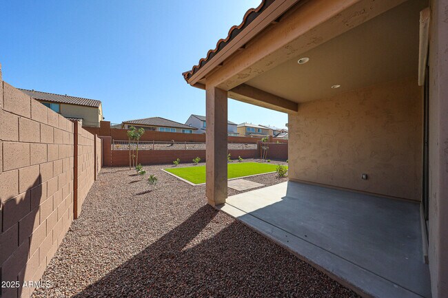 Building Photo - 7162 W Hedge Hog Pl
