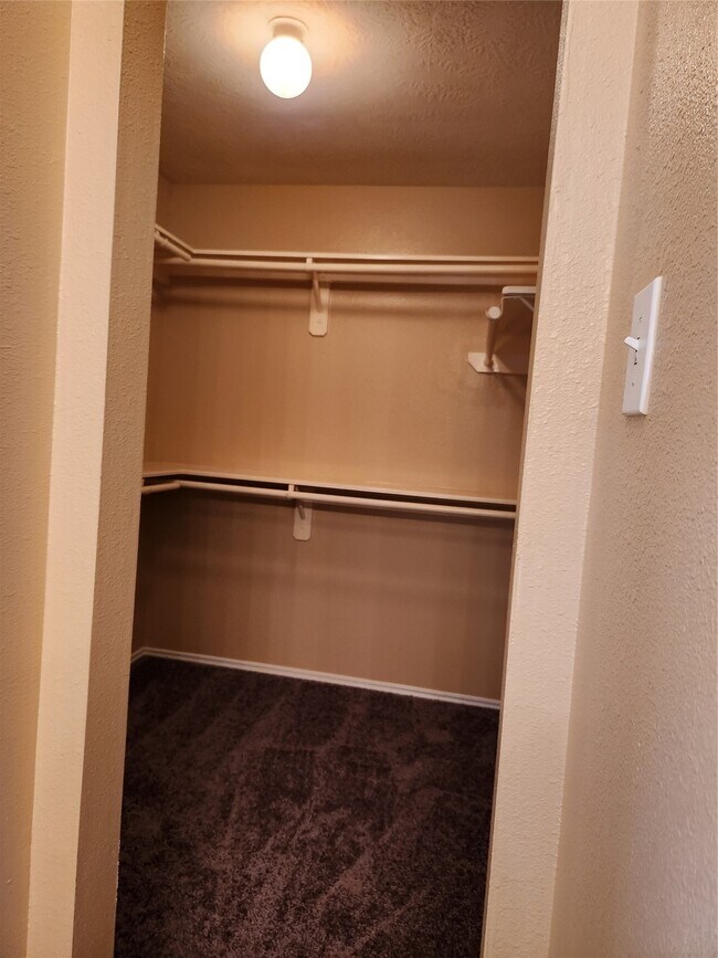 Building Photo - 7346 Cypress Pr Dr