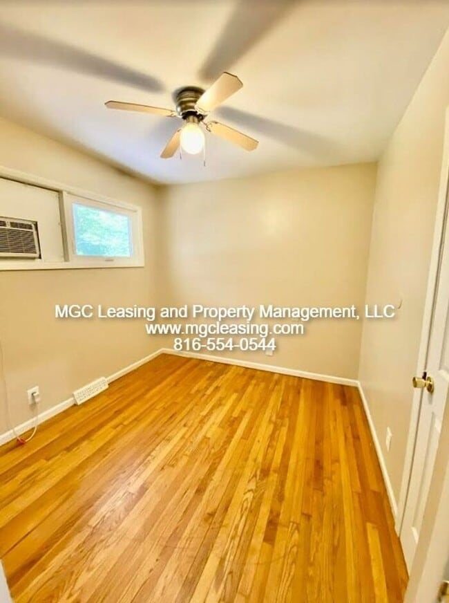 Building Photo - Charming Ranch Style Home Minutes From Downtown Lee's Summit