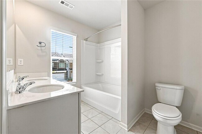 Building Photo - 2614 Poppy Ct