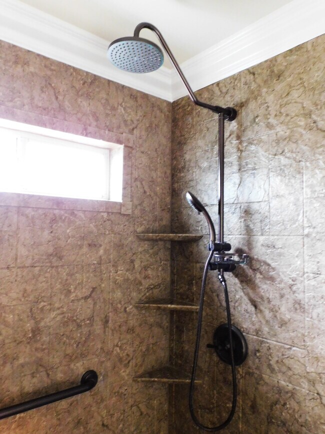 Building Photo - 56 La Venezia Ct