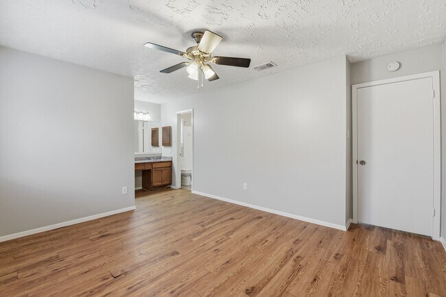 Building Photo - 20014 Bishops Gate Ln