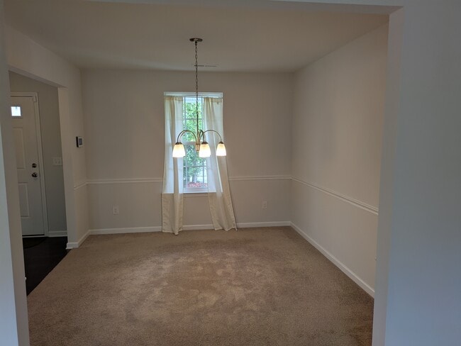 Building Photo - 2040 Perrin Ct