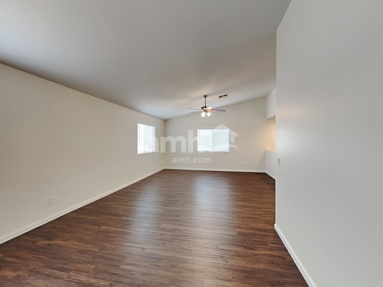 Building Photo - 18443 N 114th Ave