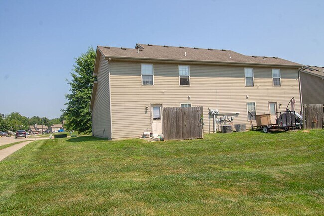 Building Photo - 5313-5315 Currituck Lane