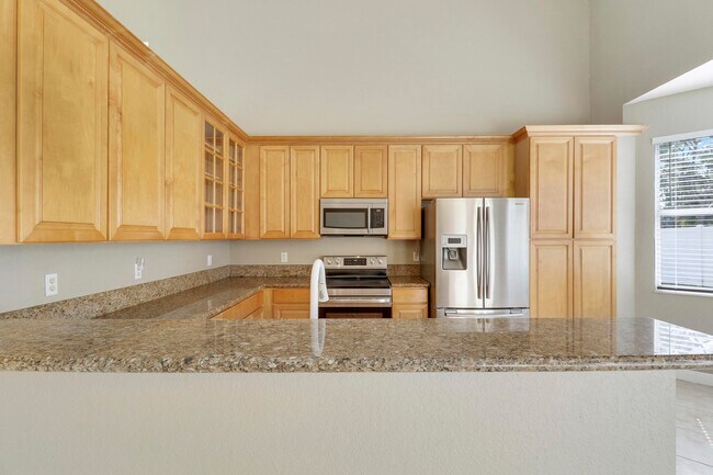 Building Photo - 6325 Spring Lake Terrace