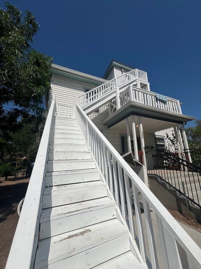 Building Photo - 1825 12th Ave