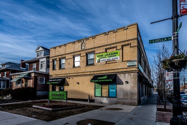 Building Photo - 7102 S Luella Chicago, IL 60649