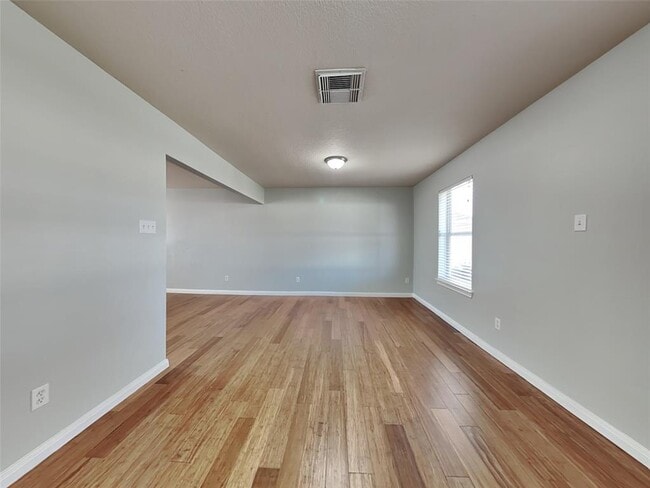 Building Photo - 5003 Hauna Ln