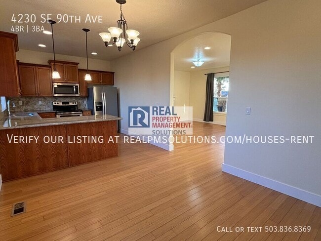 Building Photo - 4230 SE 90th Ave