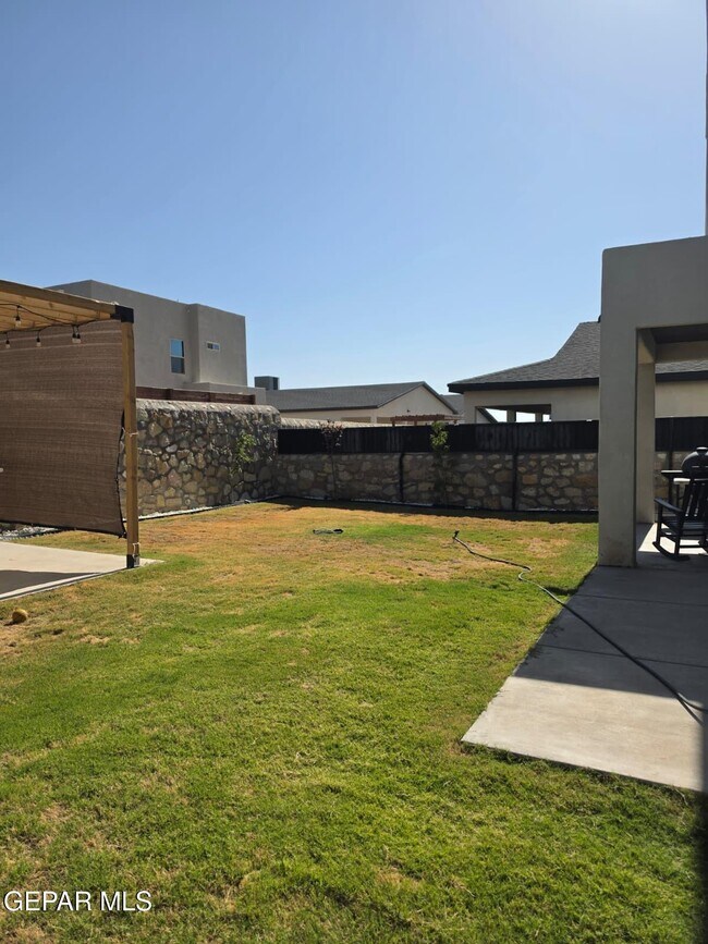 Building Photo - 12603 Amesbury Dr