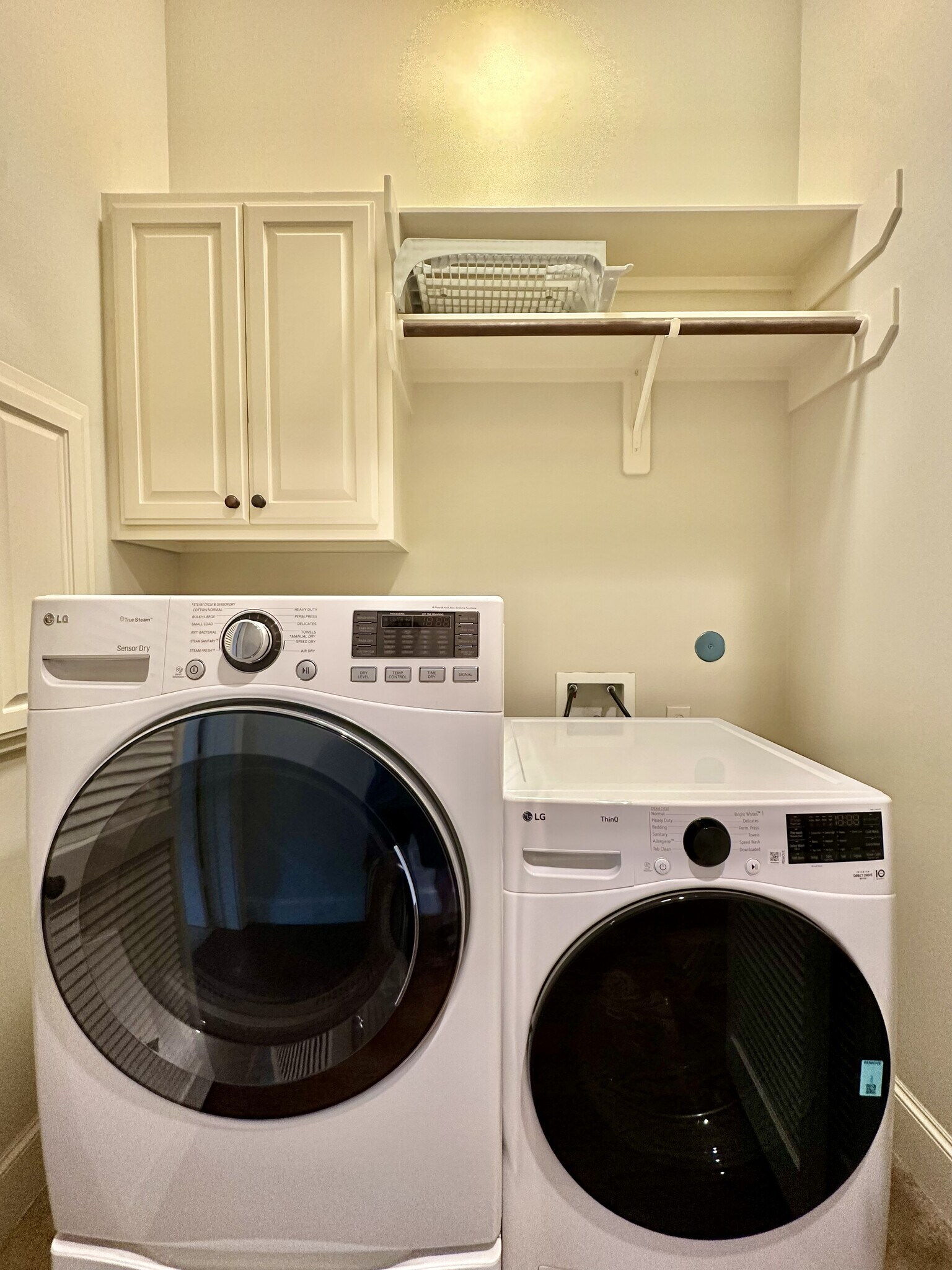 Building Photo - 6121 Hamman St