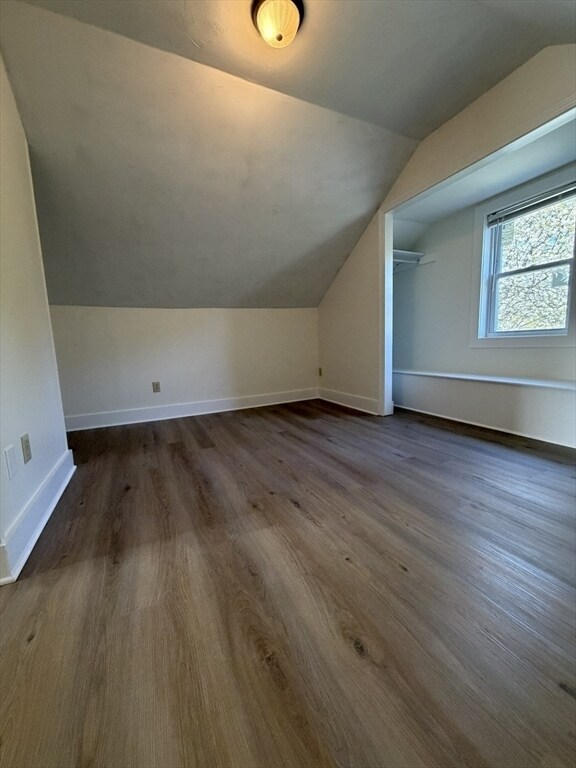 Building Photo - 326 N Main St