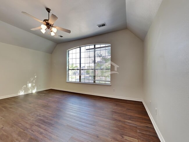 Building Photo - 1831 Leann Ln