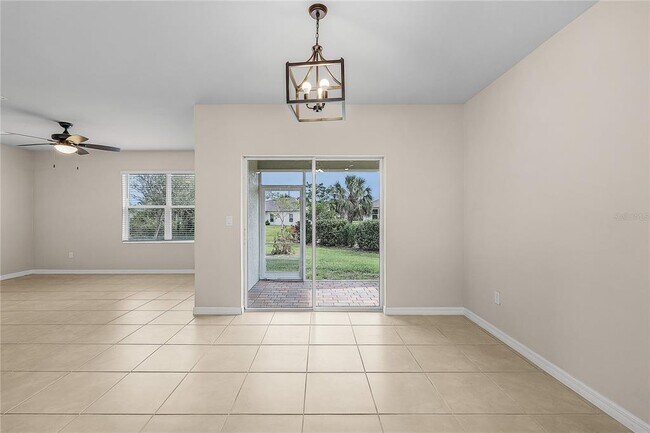 Building Photo - 616 Posadas Cir