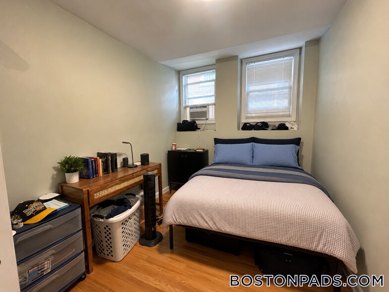 Building Photo - 9 Noyes Pl