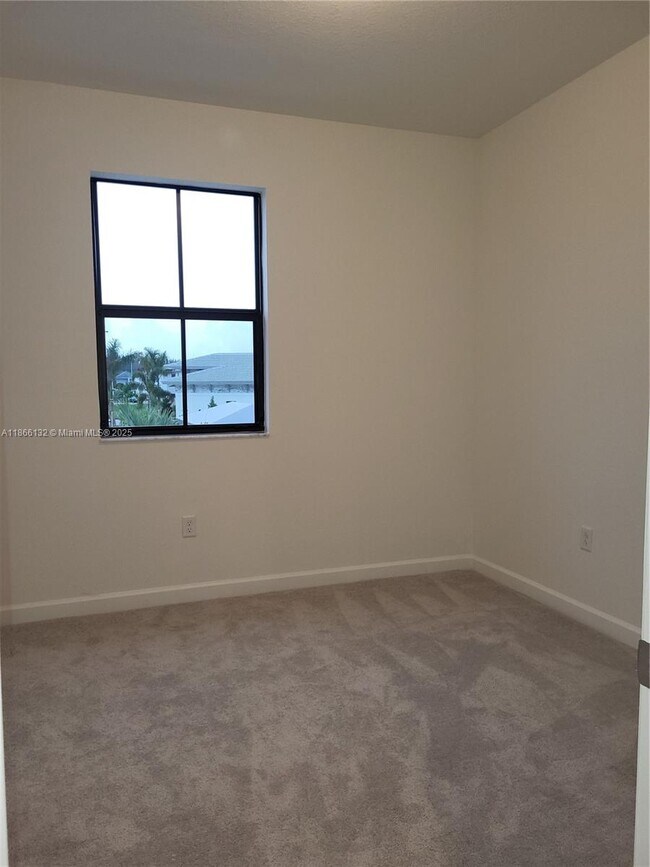 Building Photo - 13305 SW 285th St