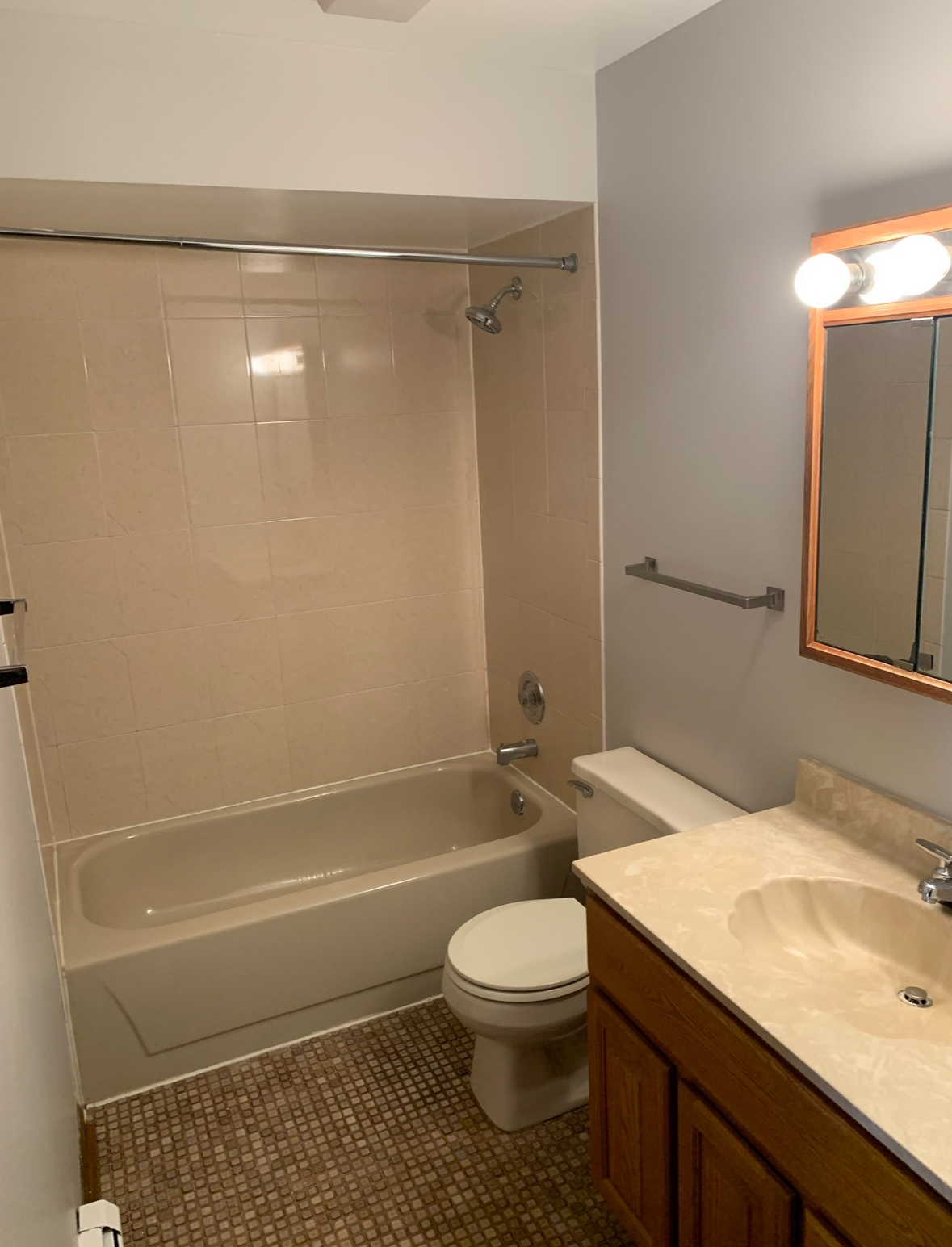 Building Photo - 1200 Whispering Hills Ct