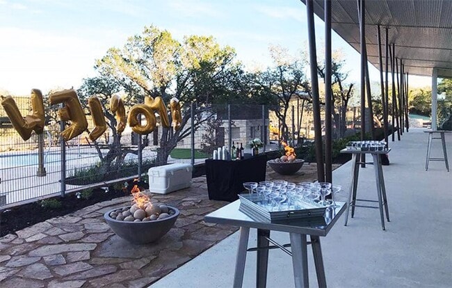 Building Photo - Beautiful 3036 SF Home - 5 Bed/3 Bath + Media Room and Game Room! - Hidden Trails, Bulverde