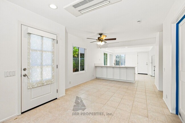 Building Photo - 1508 Lakeside Ln
