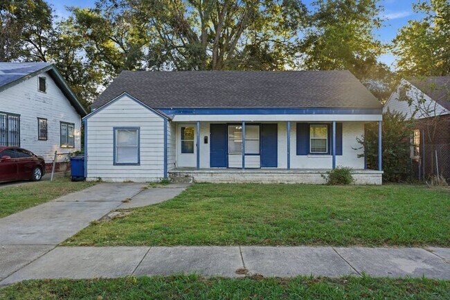 Building Photo - 1539 N Denver Ave