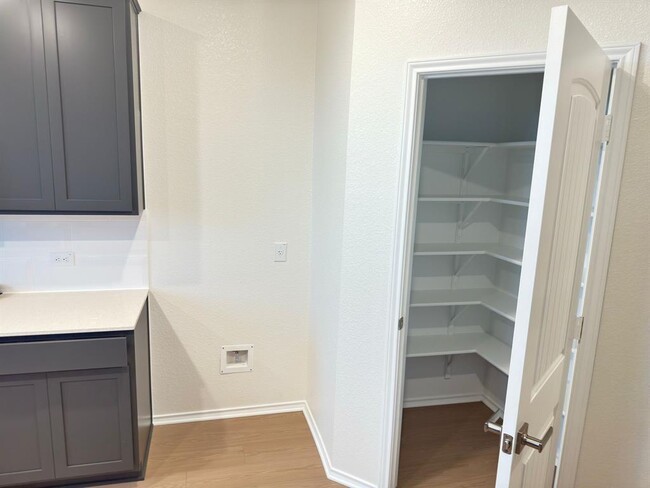 Building Photo - 4824 Mozzafiato Ln