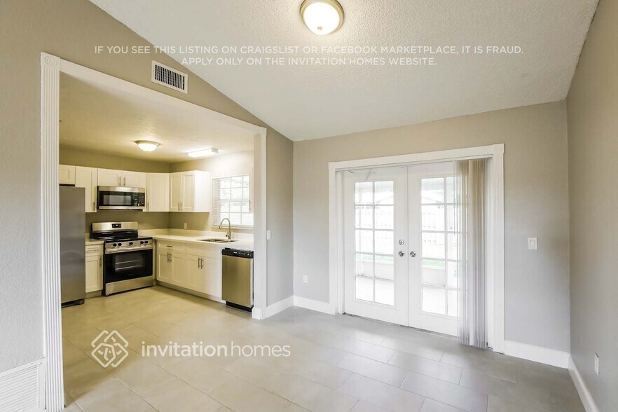 Building Photo - 4580 NW 113th Terrace