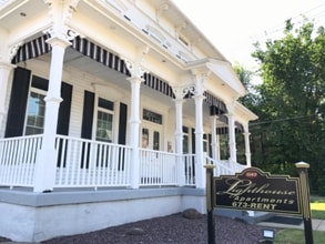 Building Photo - 1140 Buffalo St