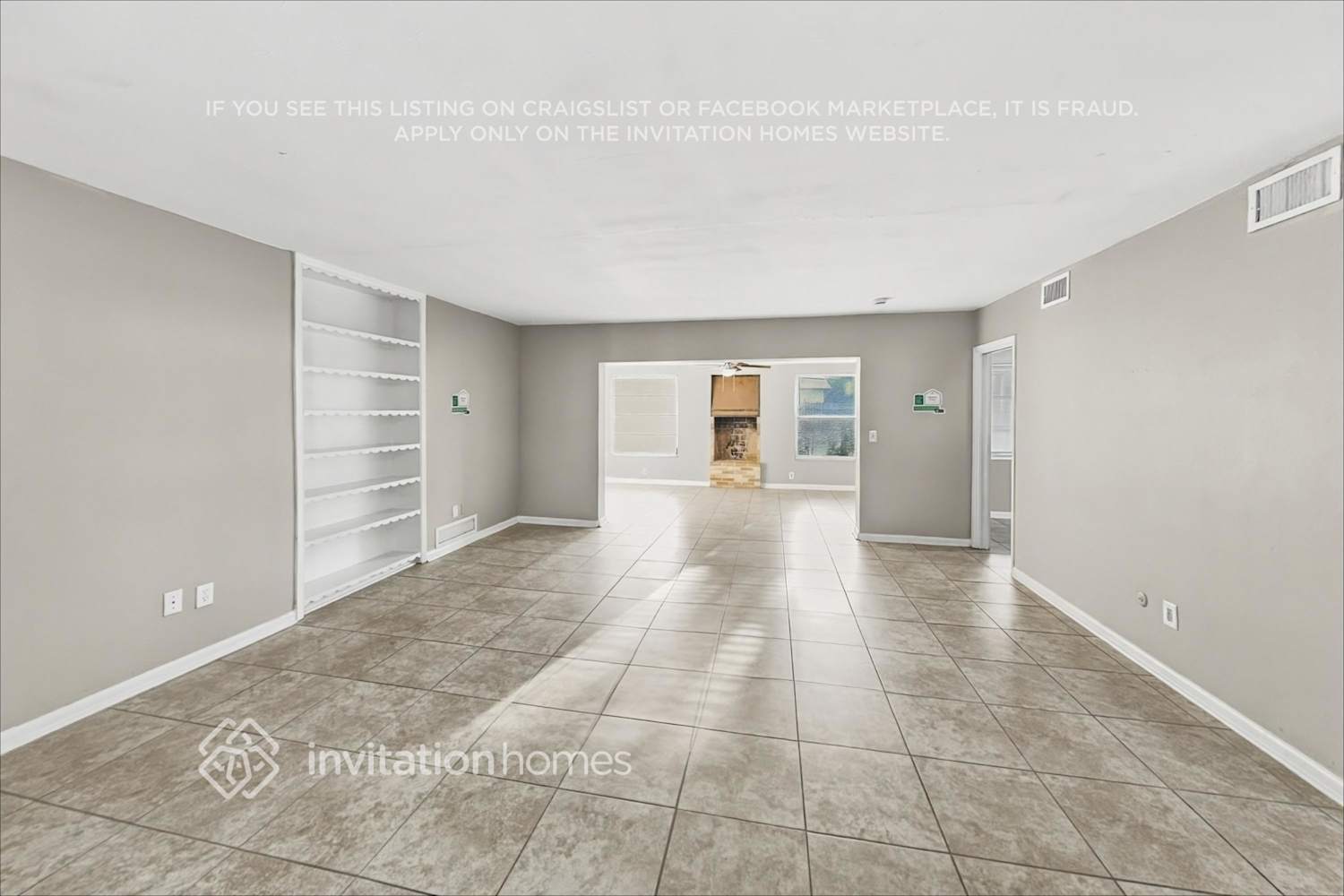 Building Photo - 12160 Croft Dr N