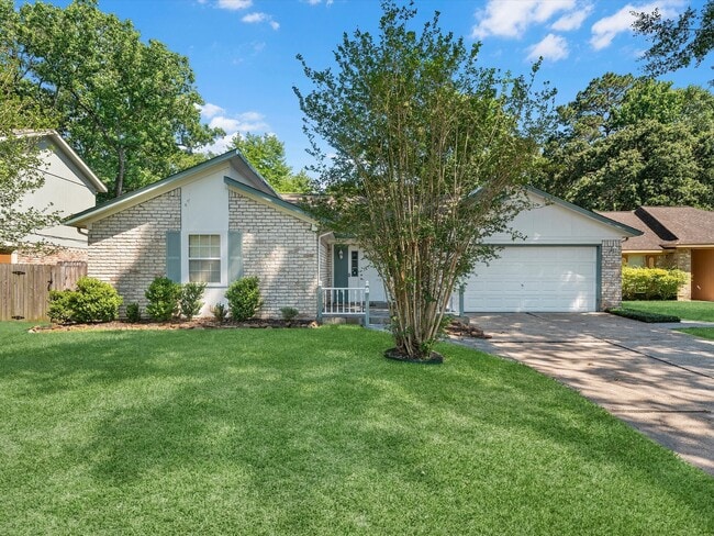 Building Photo - 3010 Glen Spring Dr