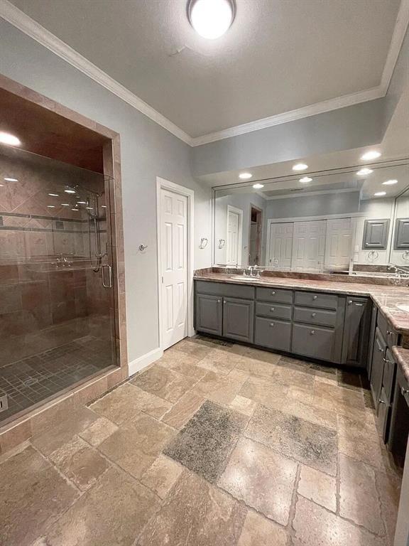 Building Photo - 1713 Clubhouse Hill Dr