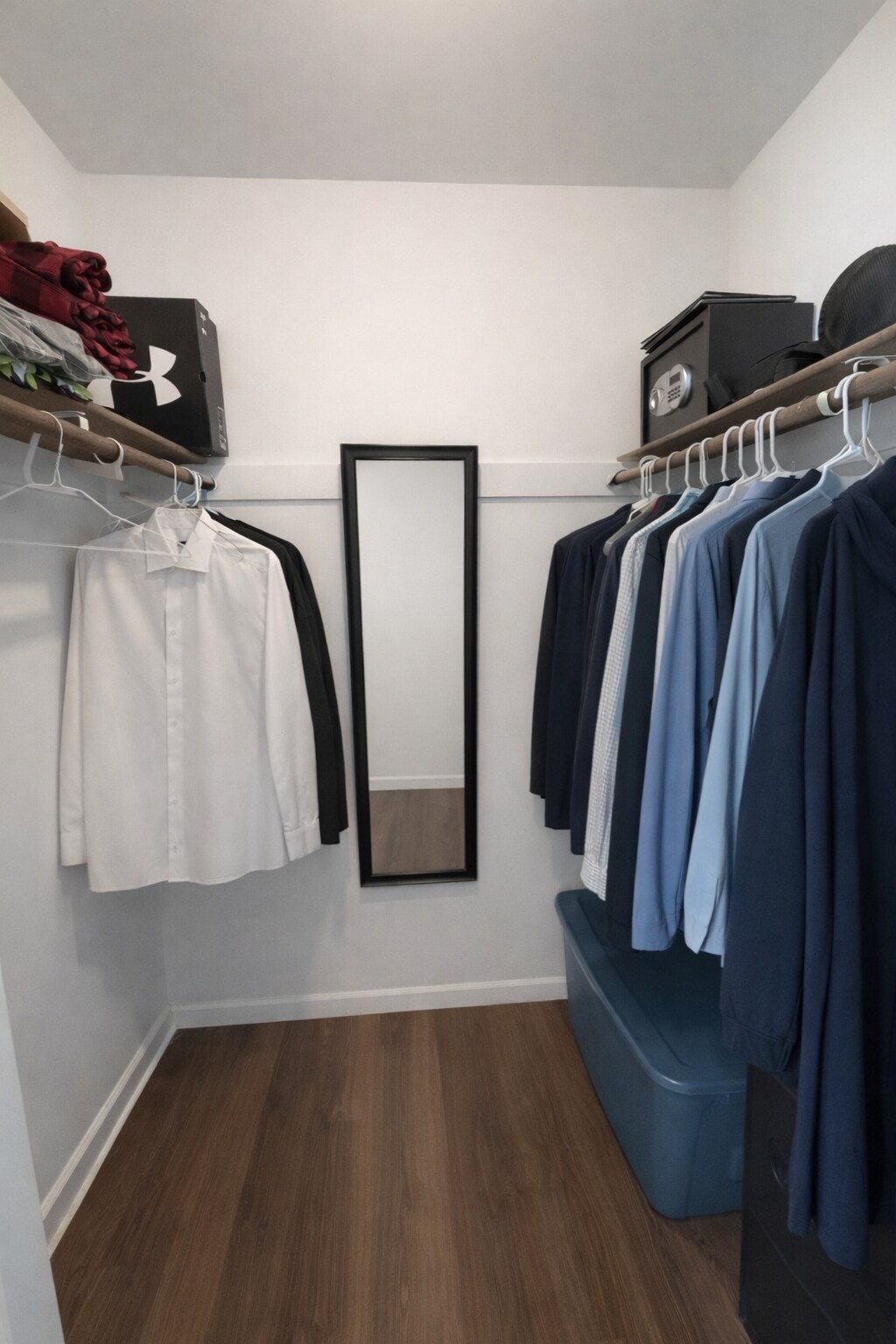 Building Photo - 230 Perth Hill Ct