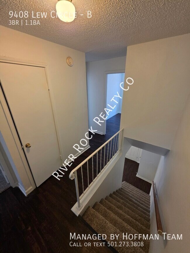 Building Photo - 9408 Lew Cir